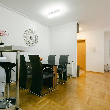 Ladenta Apartman*** Zagreb Eksteriør bilde
