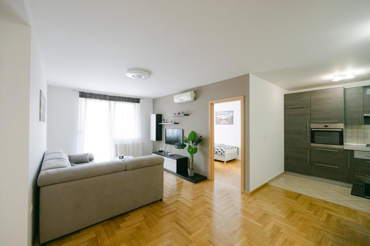 Ladenta Apartman*** Zagreb Eksteriør bilde