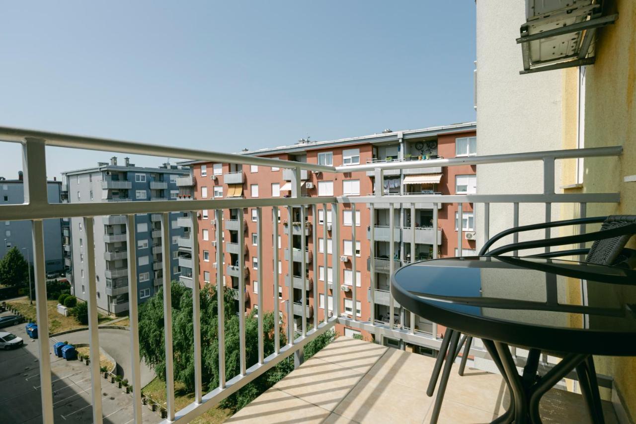 Ladenta Apartman*** Zagreb Eksteriør bilde