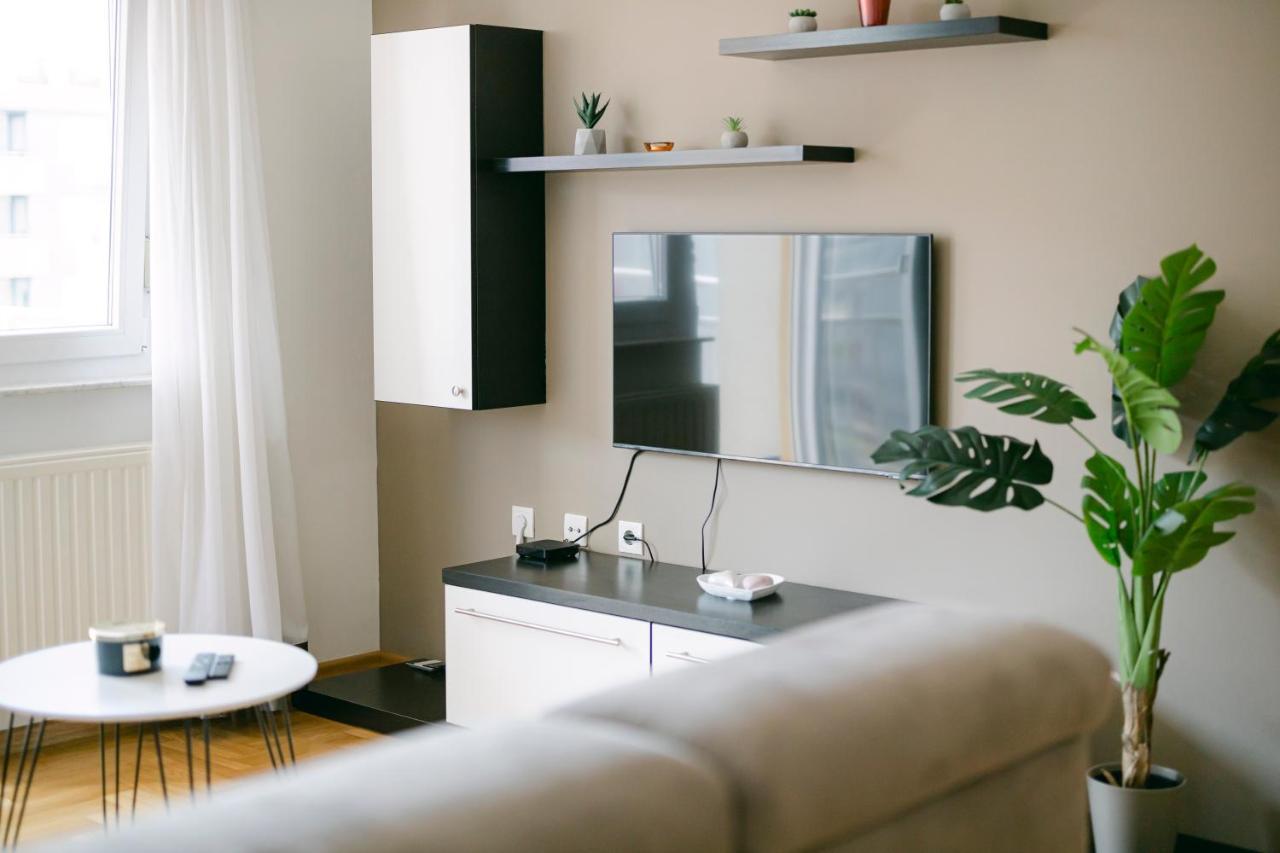Ladenta Apartman*** Zagreb Eksteriør bilde